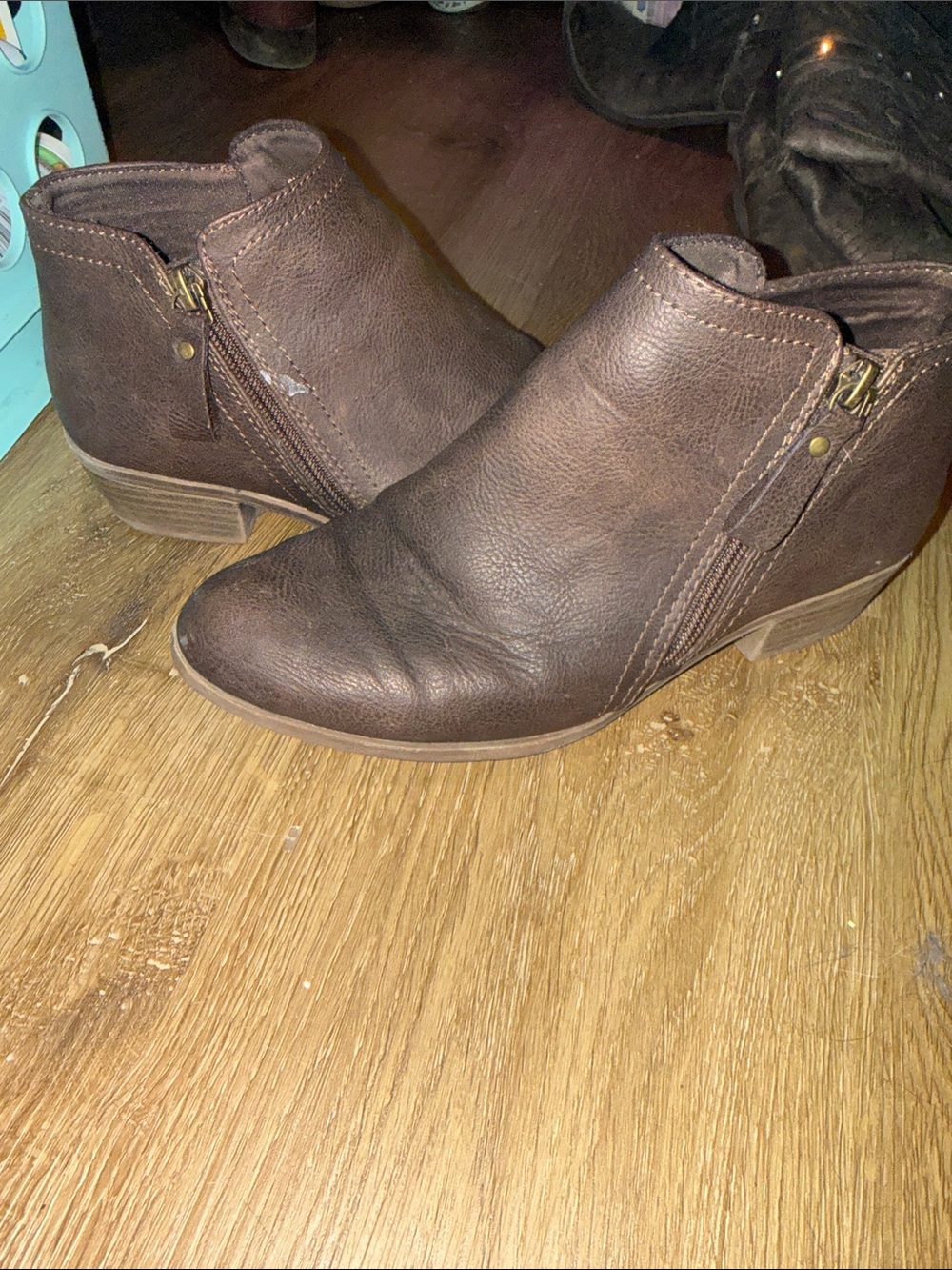 Arizona Jean Company Dark Brown Ankle Booties with Side Zip